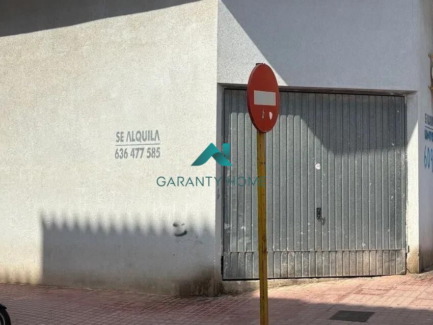 Local comercial en La Vall d'Uixo — fotografía 3