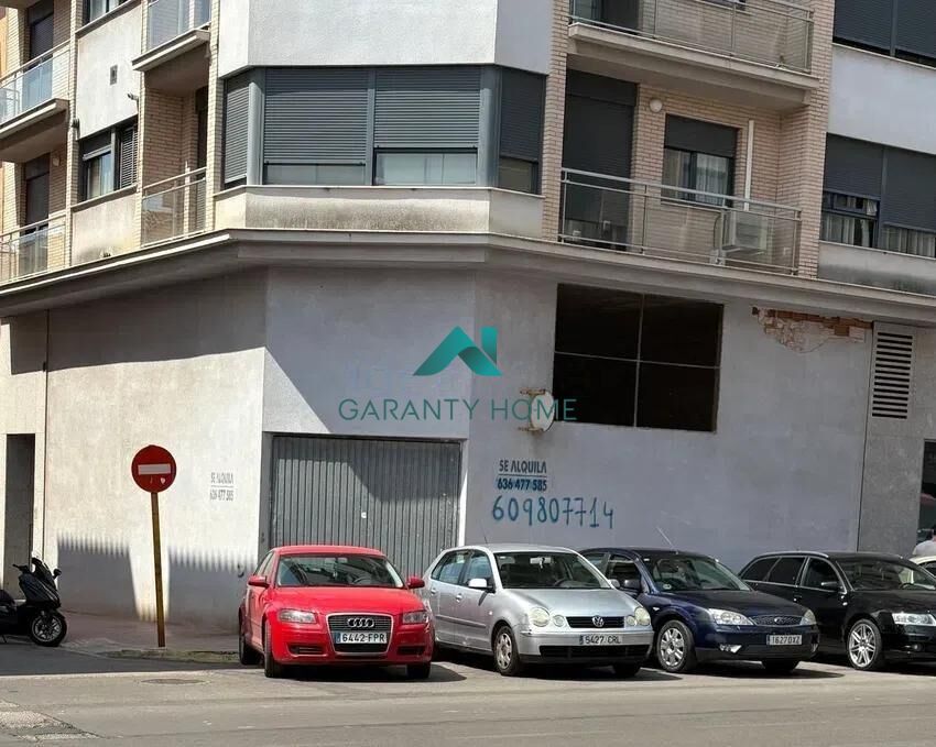 Local comercial en La Vall d'Uixo — fotografía 4