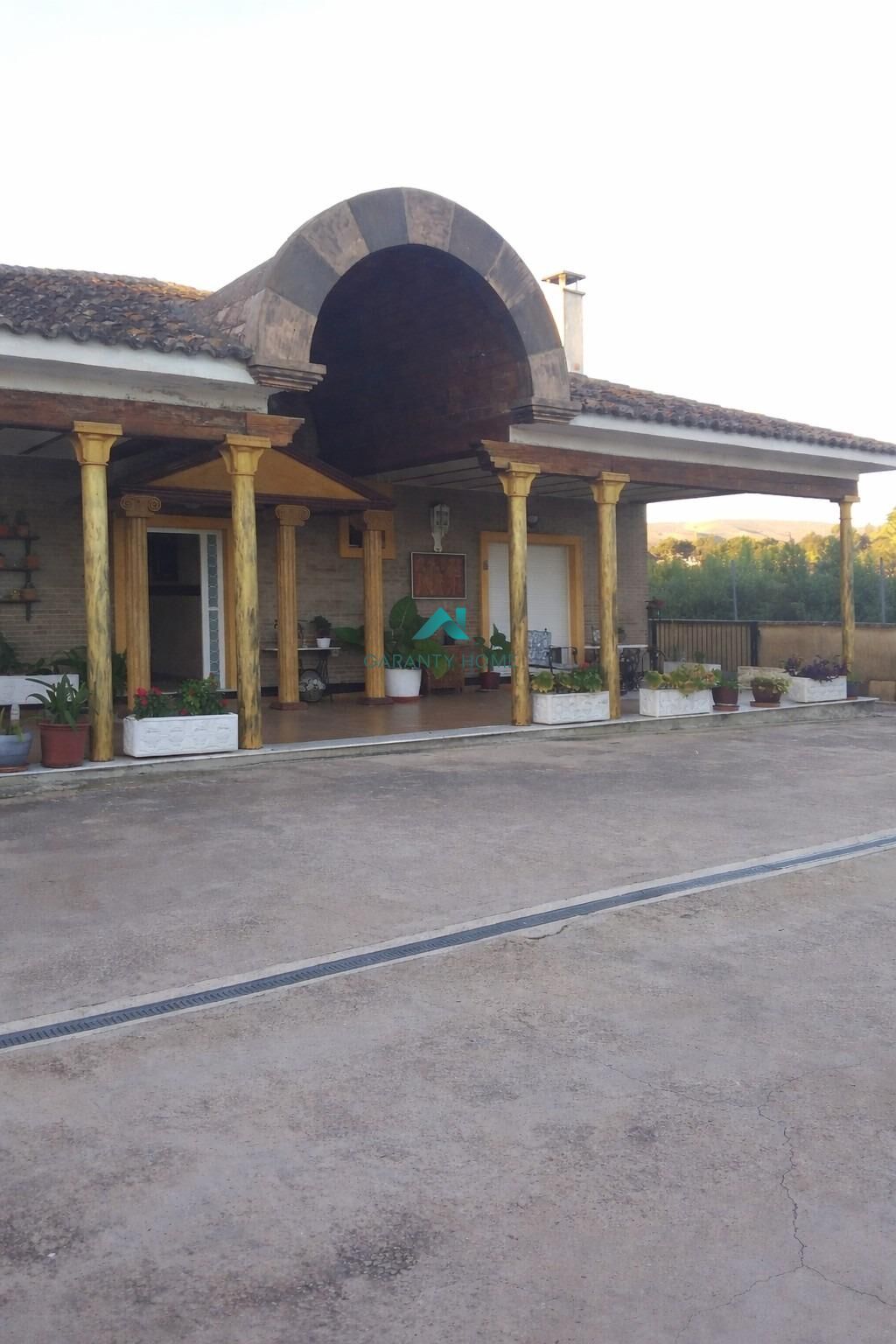 Chalet en Ontinyent — fotografía 3