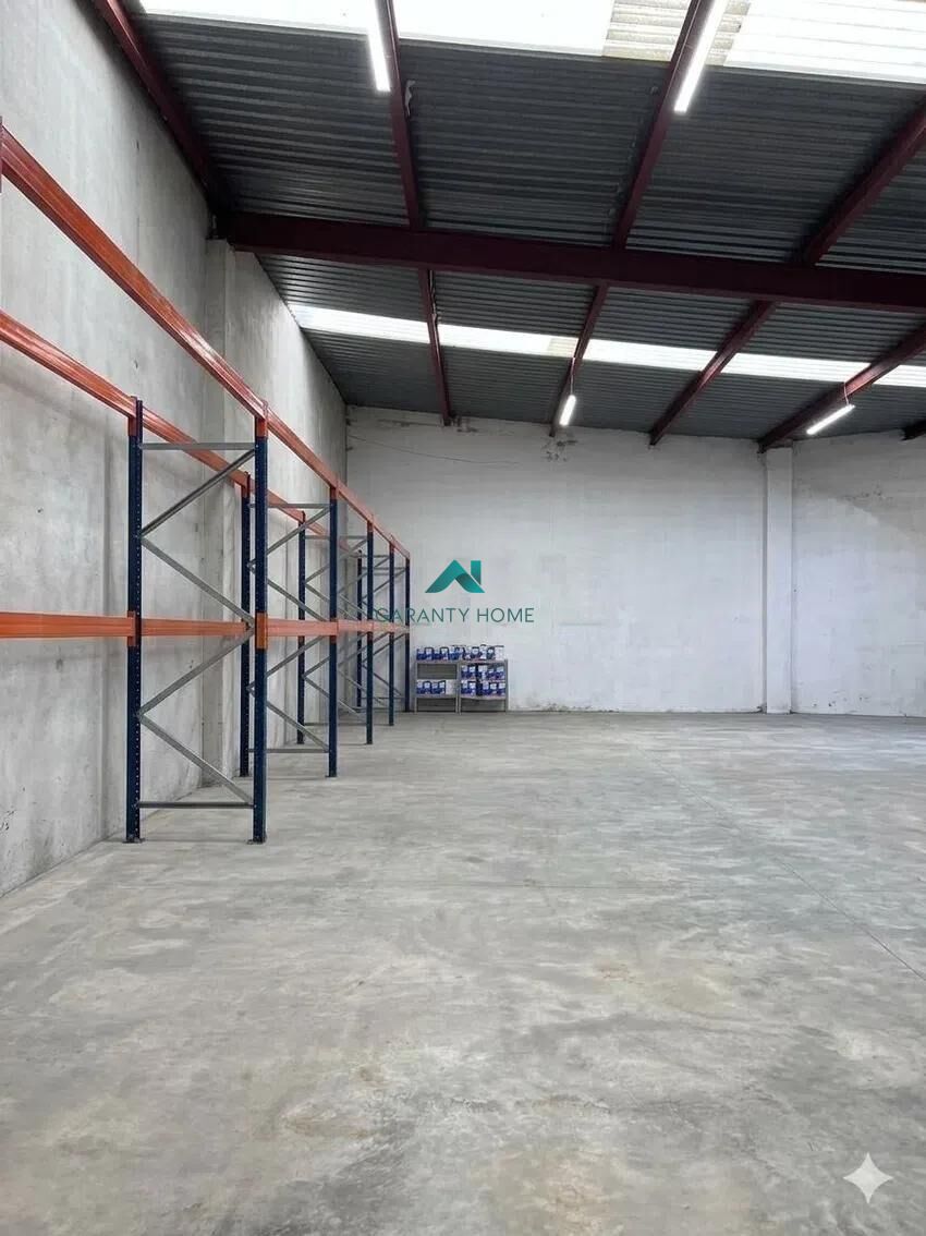 Nave industrial en Vila-real — fotografía 3