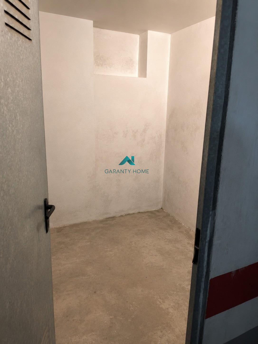 Garaje en Sagunto (Corinto) — fotografía 4