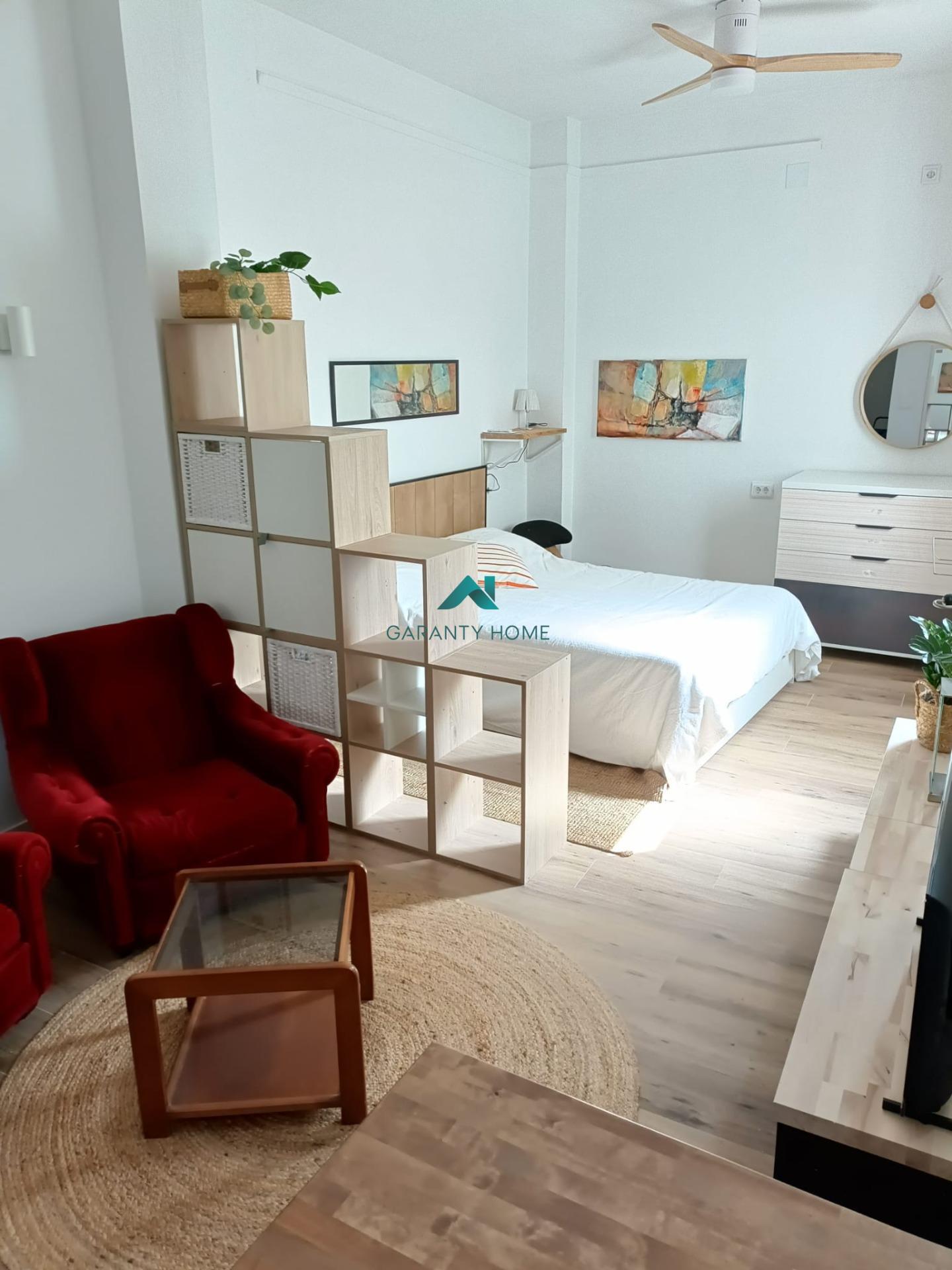 Habitación en Valencia — fotografía 10