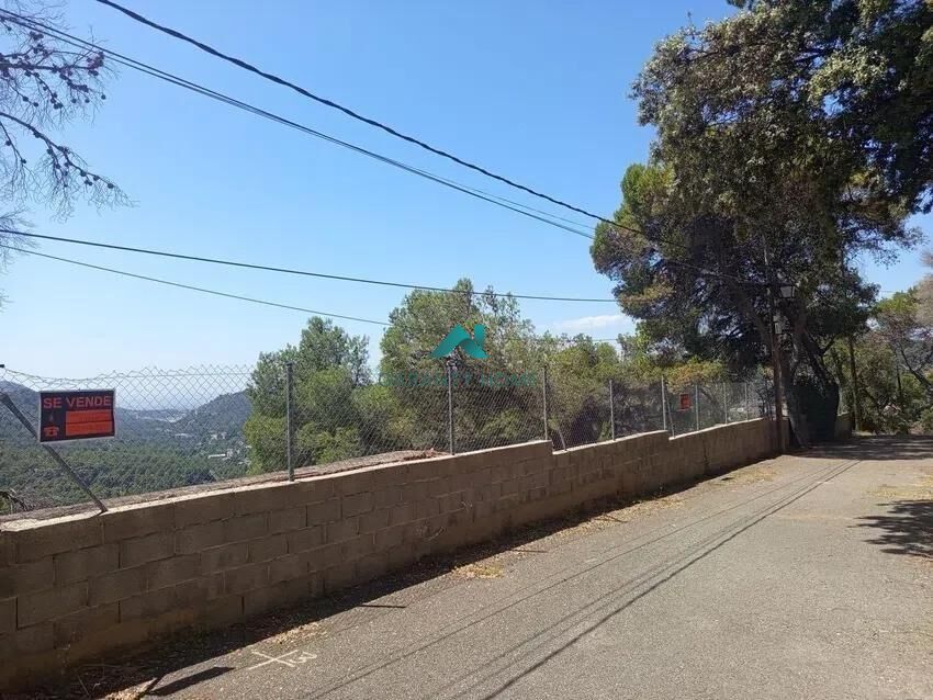 Terreno urbano en Serra — fotografía 7
