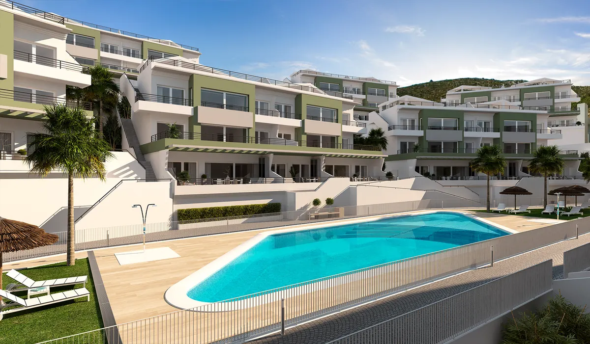 Fachadas y piscina comunitaria del residencial de Xeresa