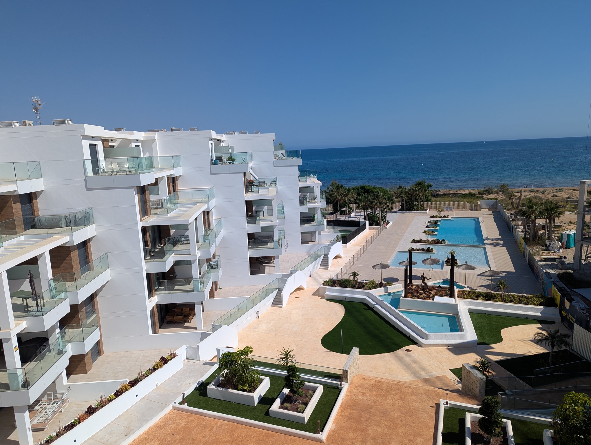 Apartamentos y áticos en primera línea de Dénia — imagen 3