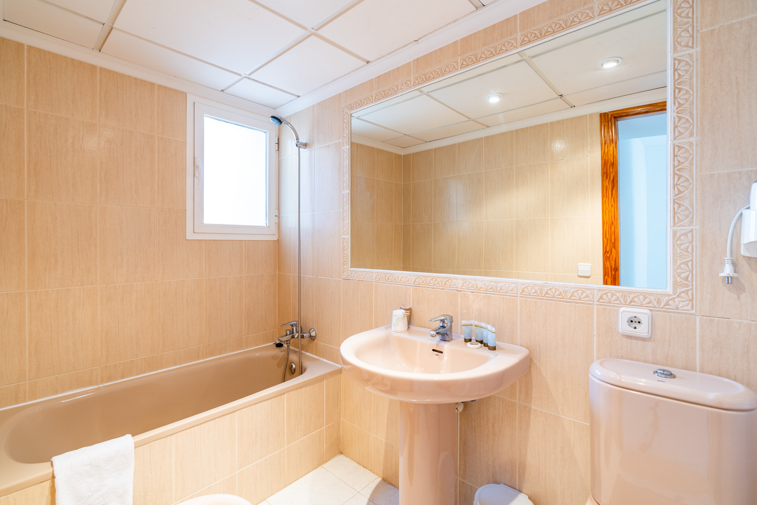 Bungalows y apartamentos con piscina en Calpe